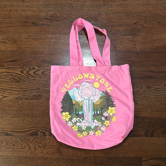 NWOT Urban Outfitters Yellowstone Tote Bag - Picture 2 of 5